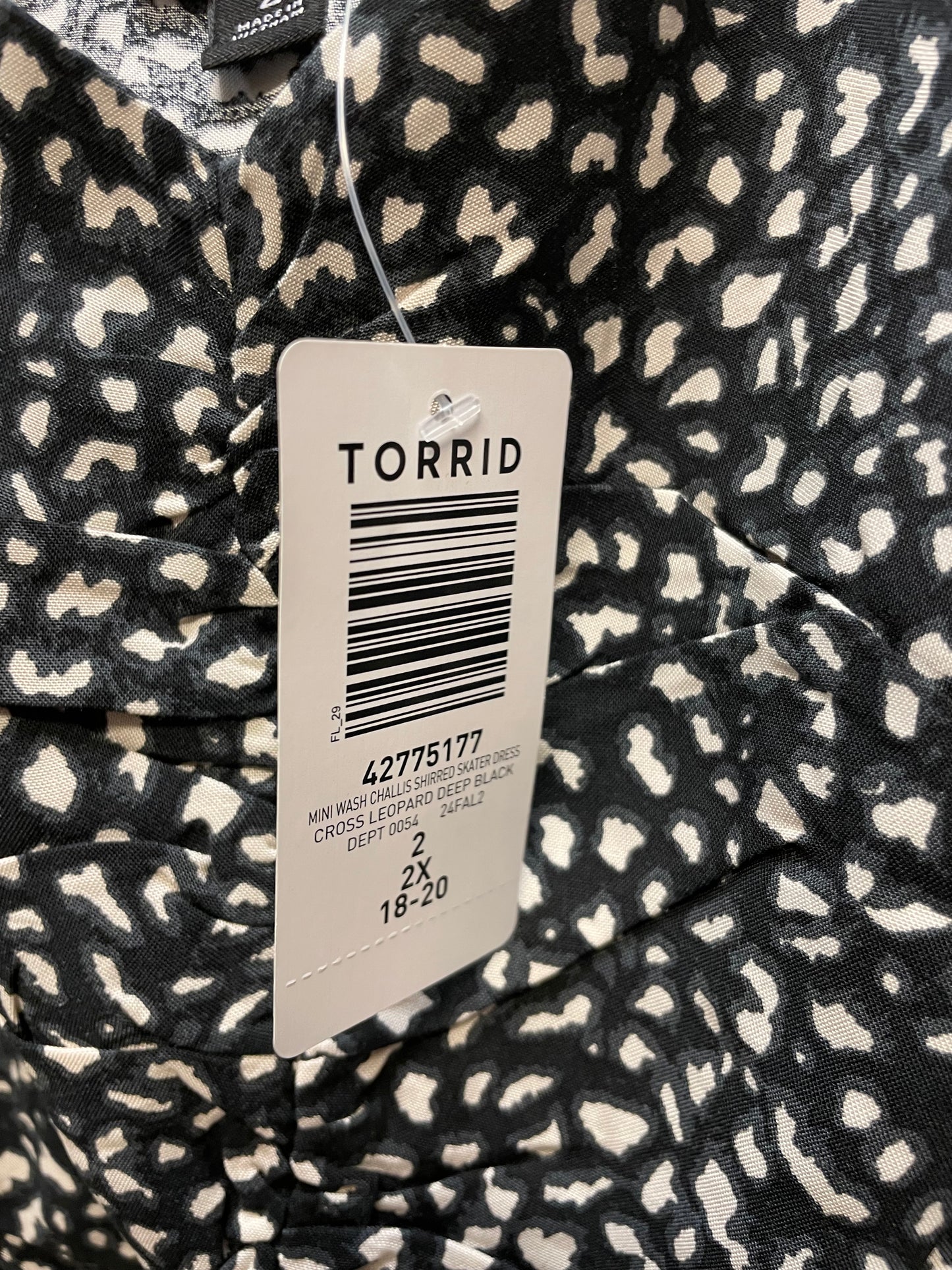 Dress Casual Short By Torrid In Black & White, Size: 2x