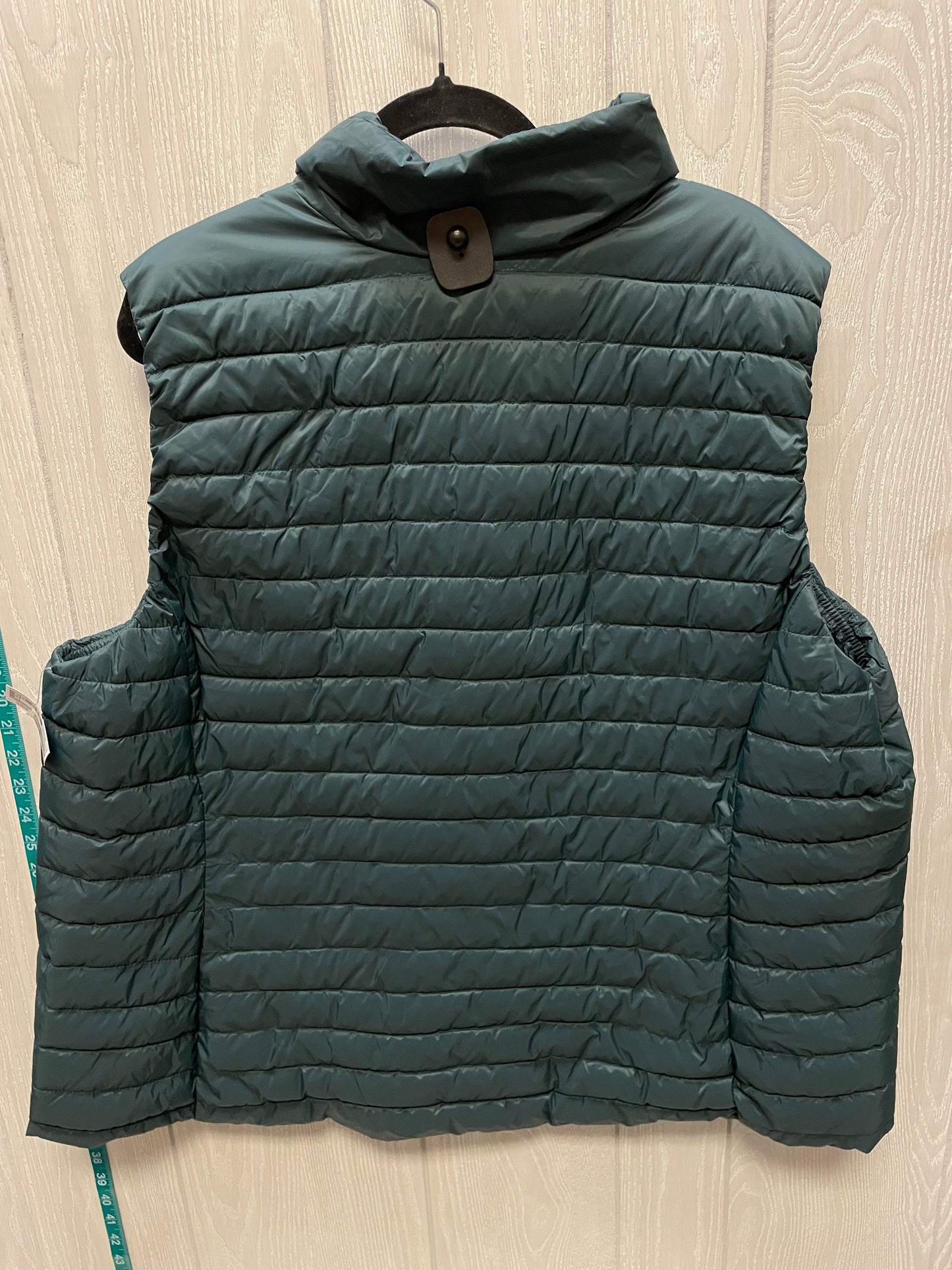 Vest Puffer & Quilted By Old Navy In Green, Size: 3x