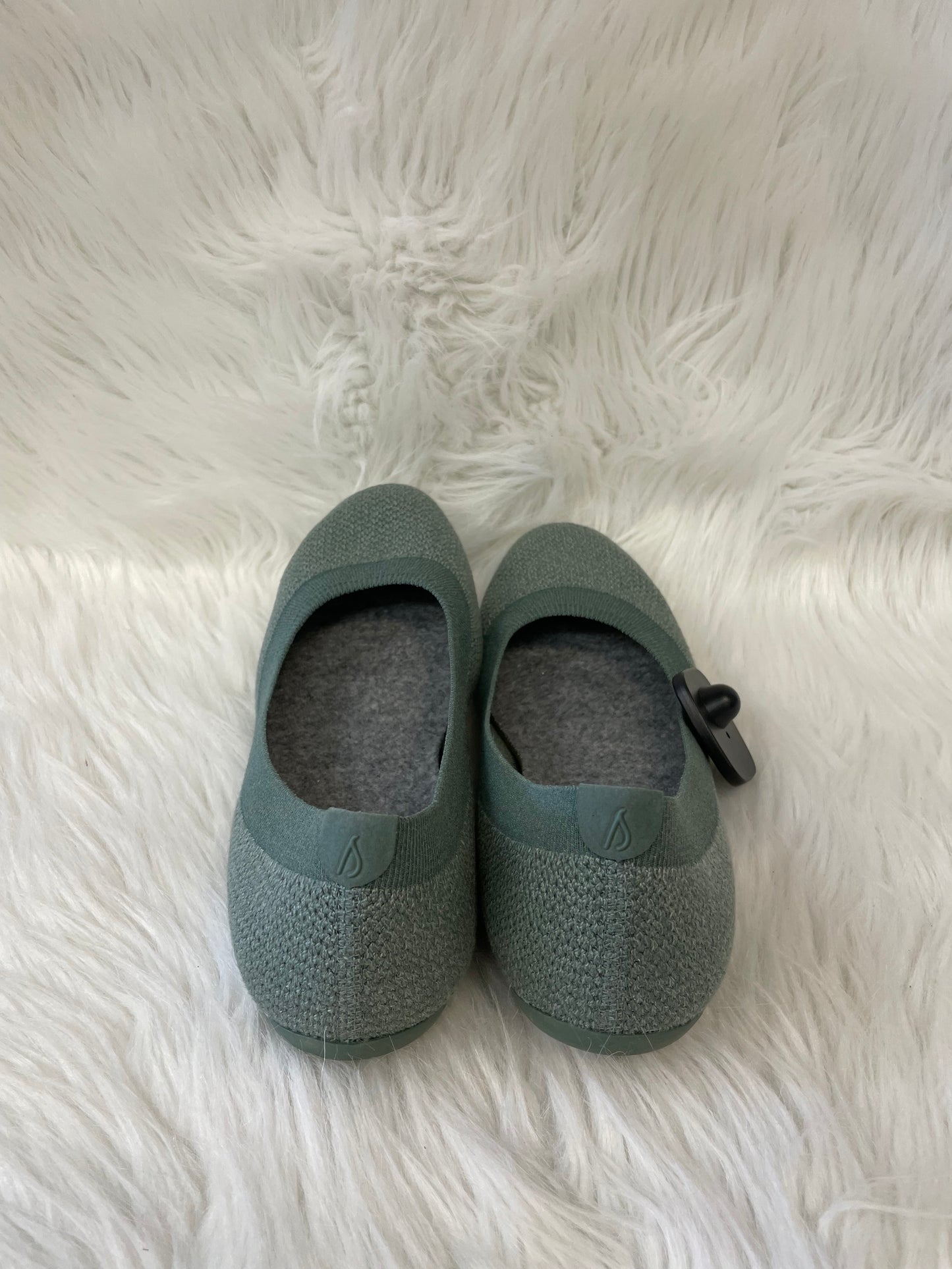 Shoes Flats By Allbirds In Green, Size: 10