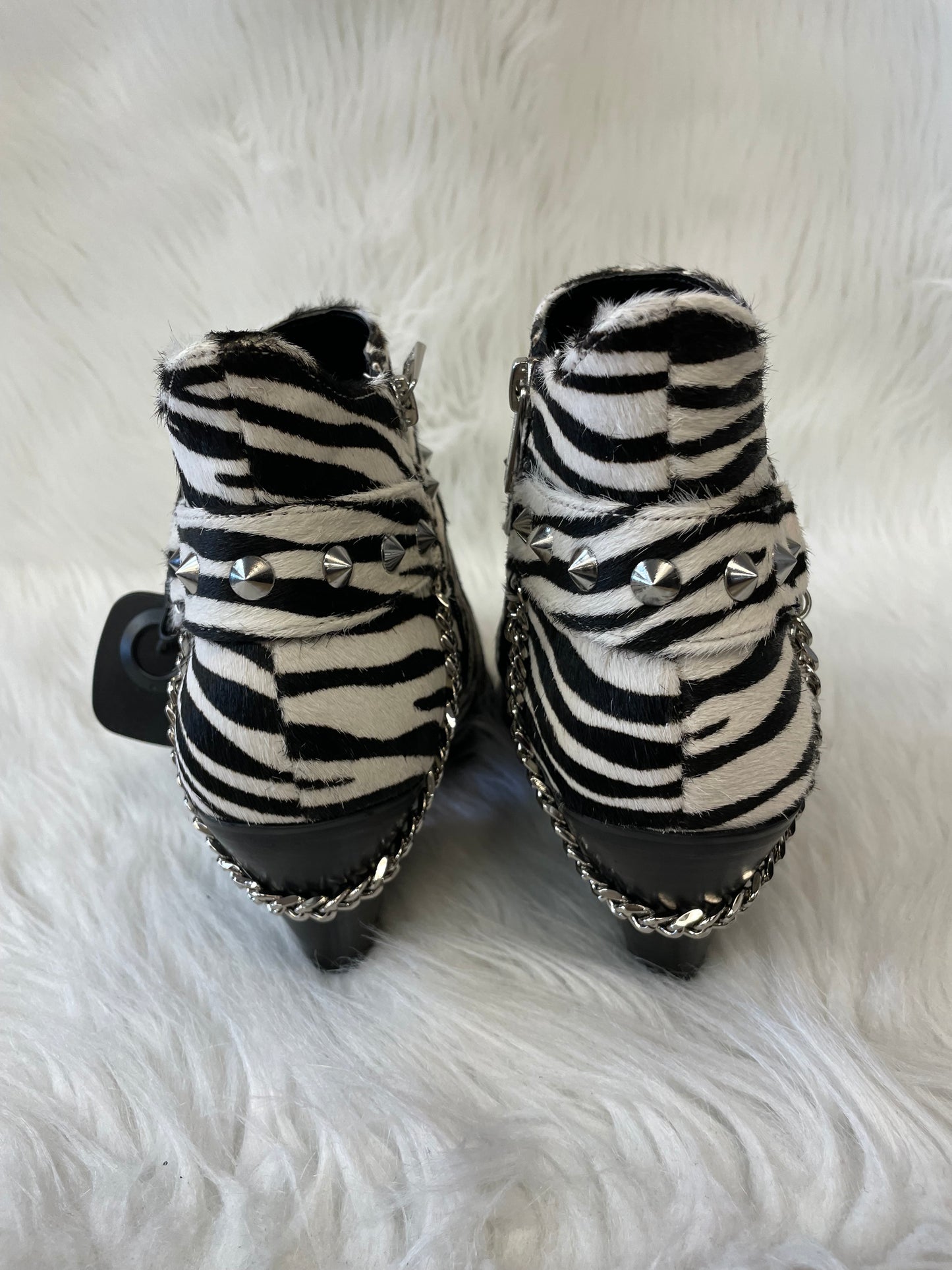 Boots Ankle Heels By Jessica Simpson In Zebra Print, Size: 8.5