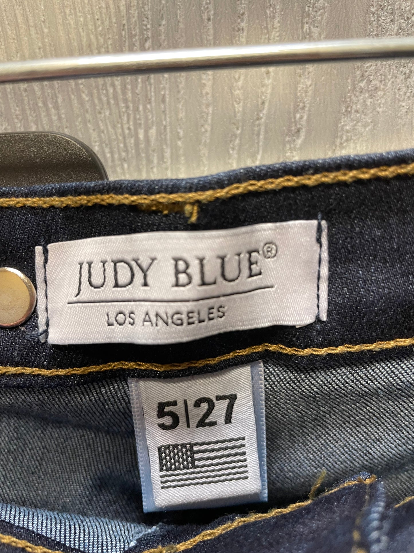 Jeans Flared By Judy Blue In Blue Denim, Size: 4