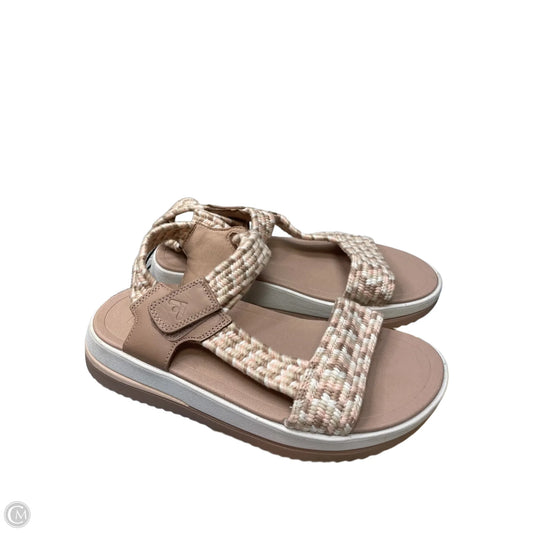 Sandals Heels Wedge By Fitflop In Cream & Pink, Size: 6