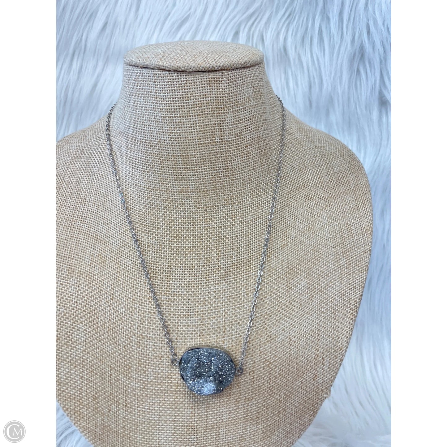 Necklace Pendant By Clothes Mentor