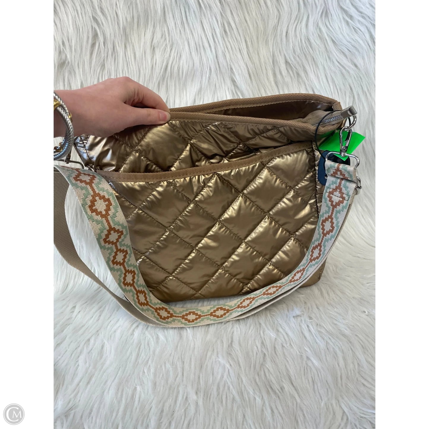 Crossbody By Clothes Mentor, Size: Large