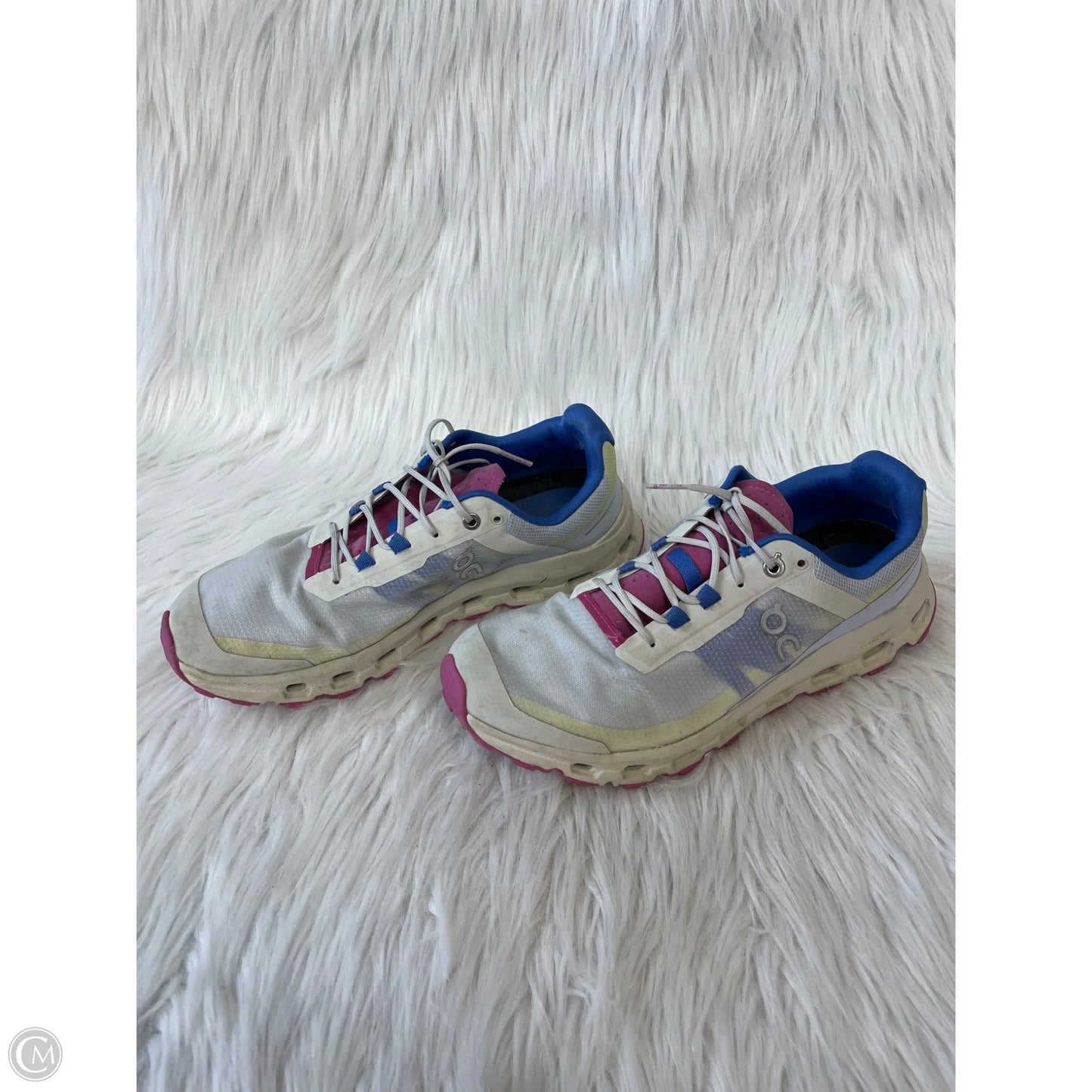 Shoes Athletic By On In Grey, Size: 8.5