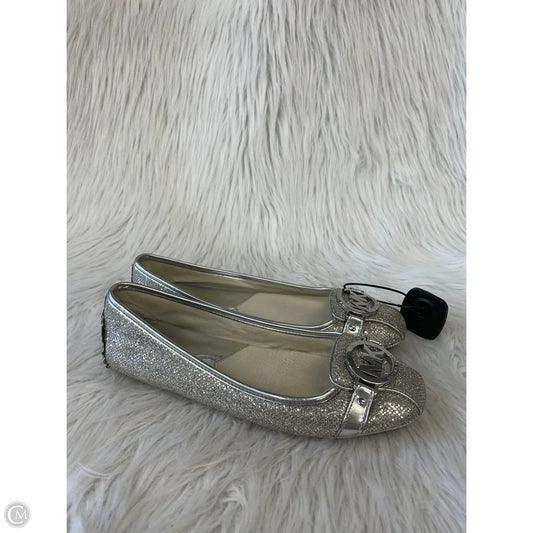 Shoes Flats By Michael By Michael Kors In Silver, Size: 8