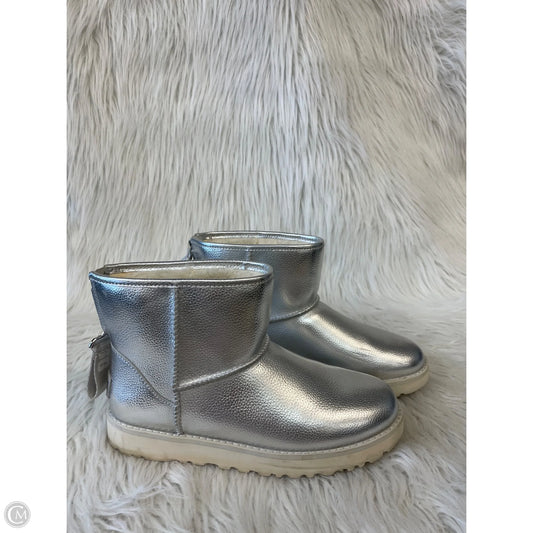 Boots Designer By Ugg In Silver, Size: 7