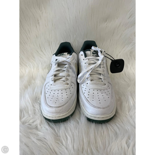 Shoes Sneakers By Nike In Green & White, Size: 9
