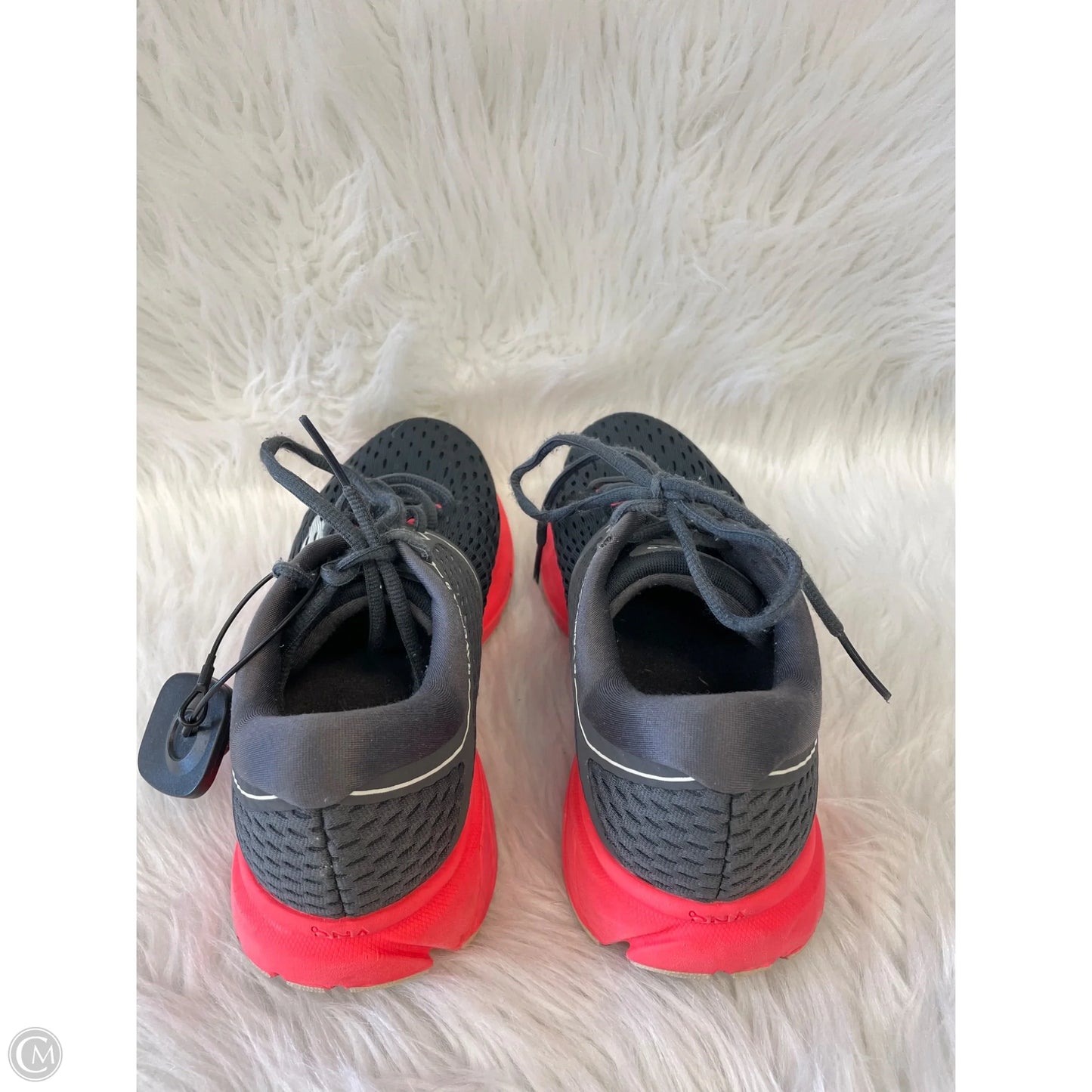 Shoes Athletic By Brooks In Grey, Size: 9