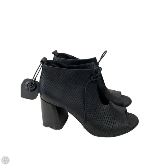 Shoes Heels Block By SHERIDAN / MIA  In Black, Size: 8.5