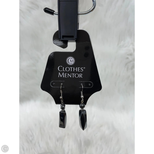 Earrings Dangle/drop By Clothes Mentor