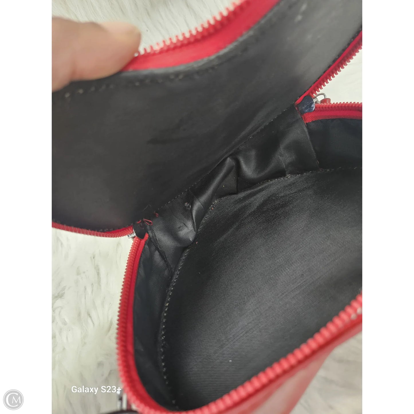 Crossbody By Clothes Mentor, Size: Medium
