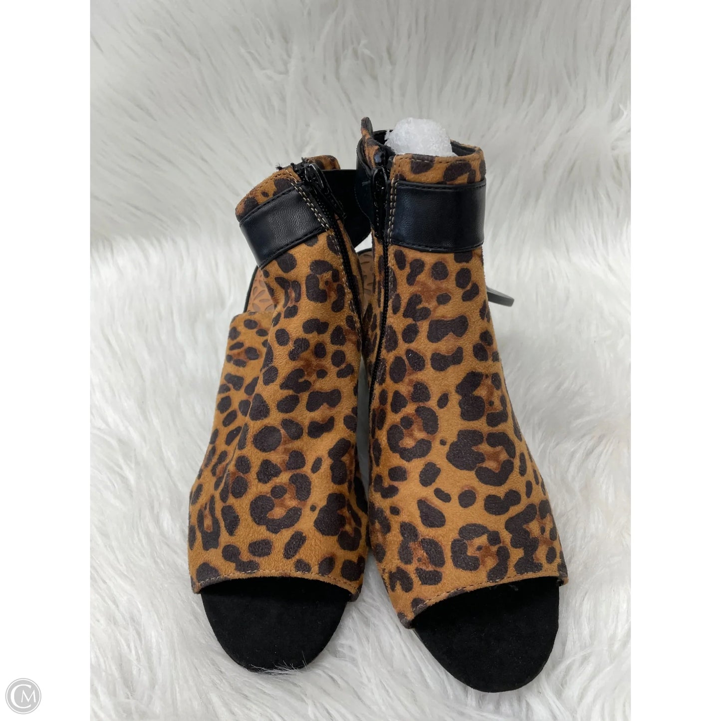 Shoes Heels Block By Bare Traps In Animal Print, Size: 7.5