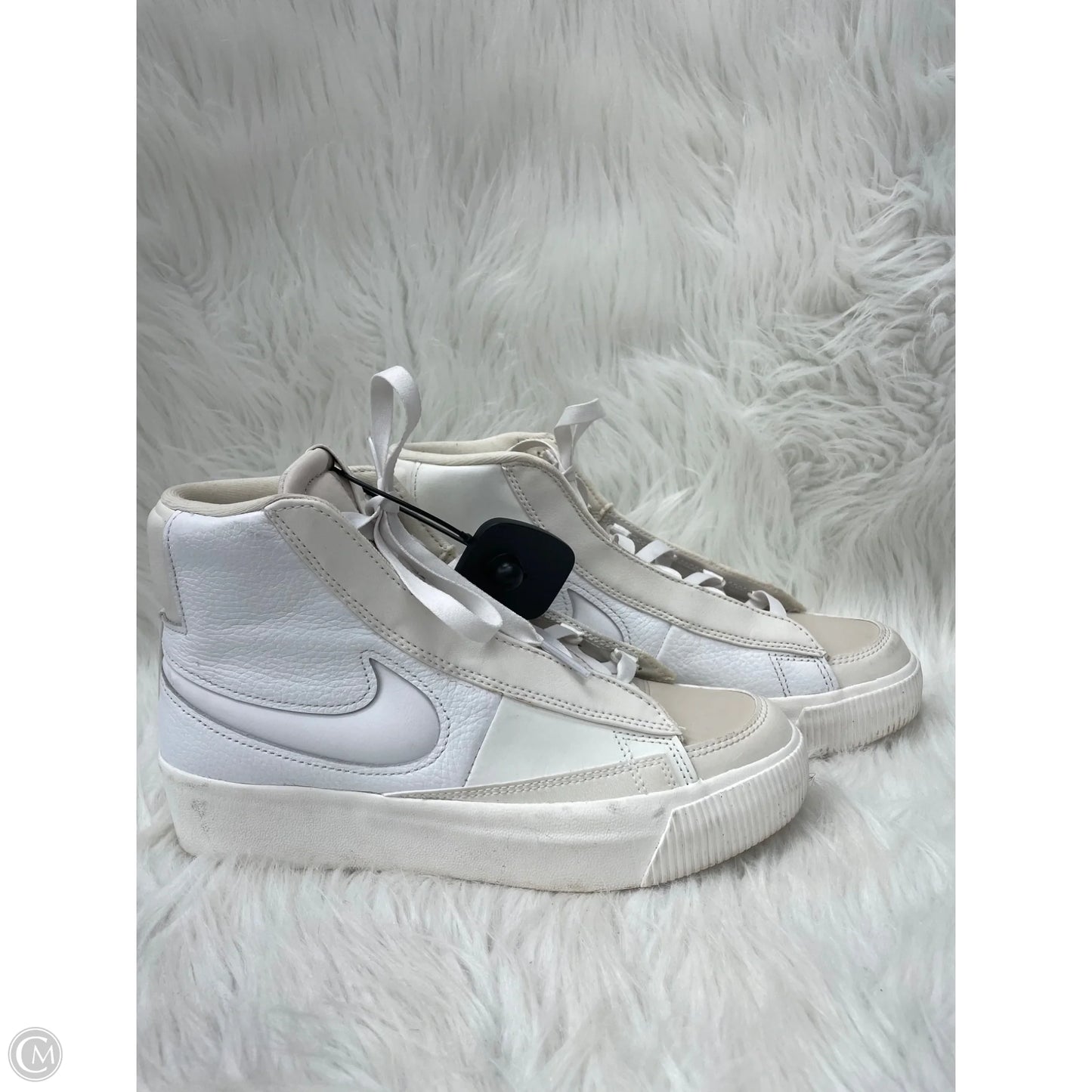 Shoes Sneakers Platform By Nike In Cream & White, Size: 7