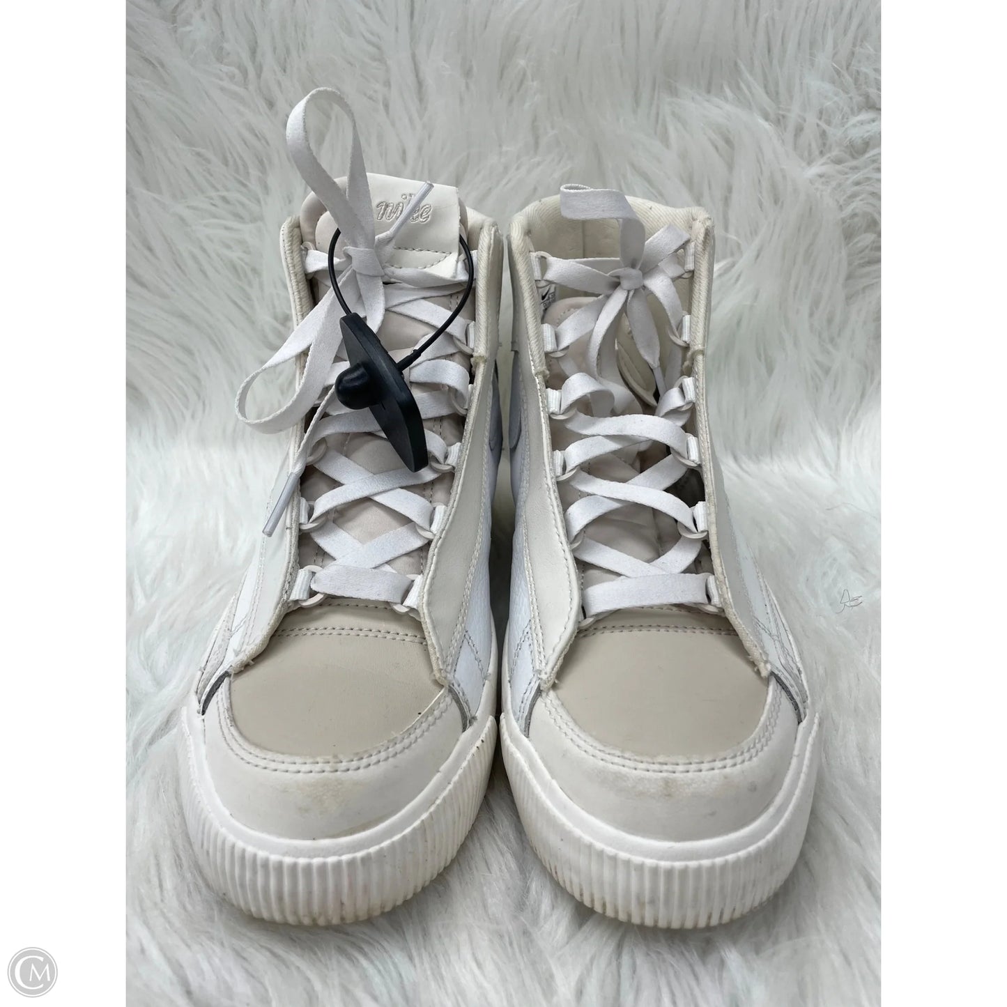Shoes Sneakers Platform By Nike In Cream & White, Size: 7