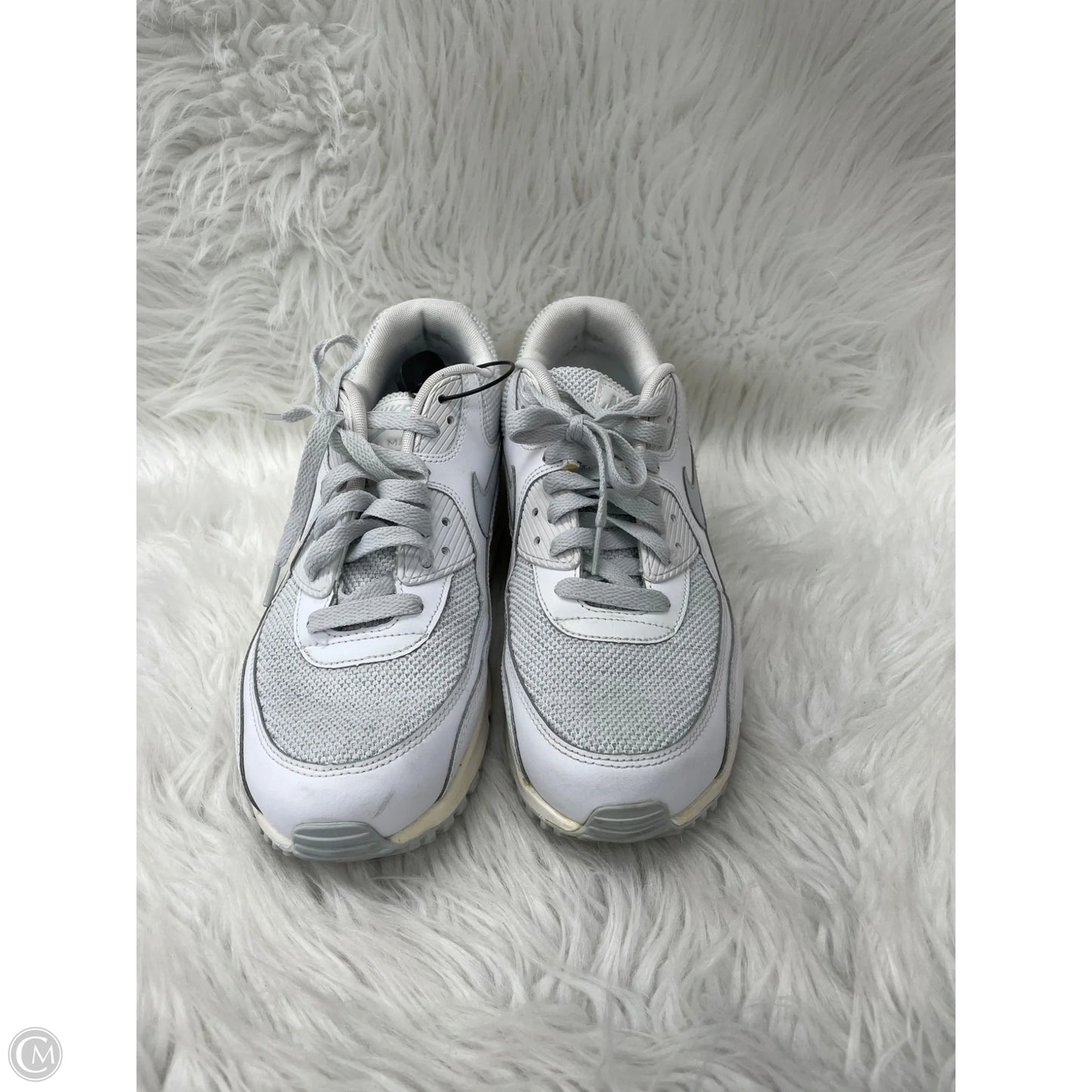 Shoes Sneakers By Nike In Grey, Size: 10