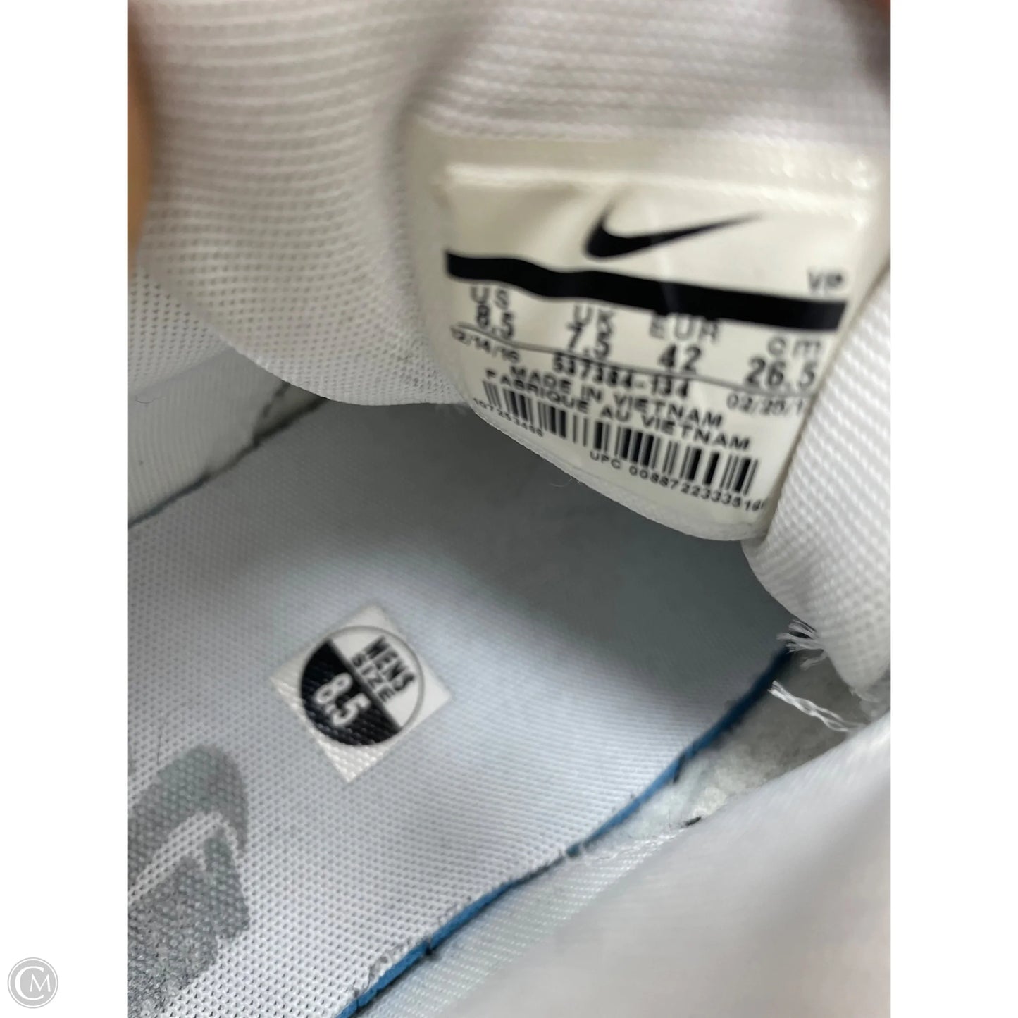 Shoes Sneakers By Nike In Grey, Size: 10