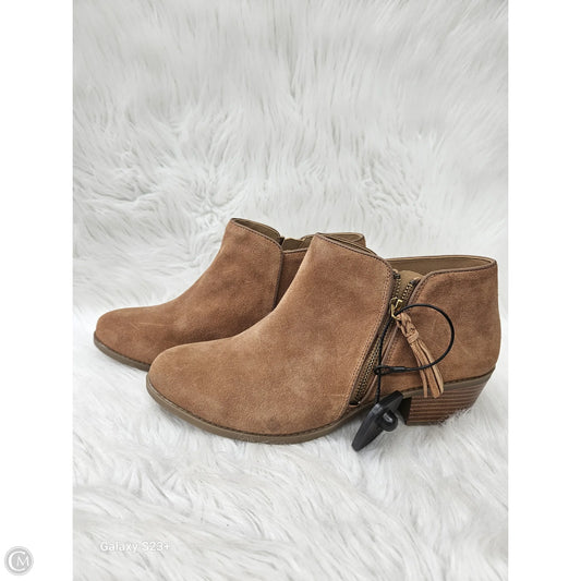 Boots Ankle Heels By Vionic In Brown, Size: 10