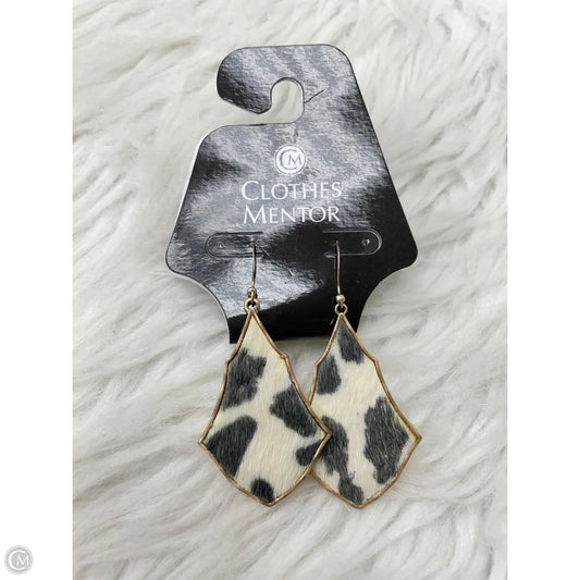 Earrings Dangle/drop By Clothes Mentor