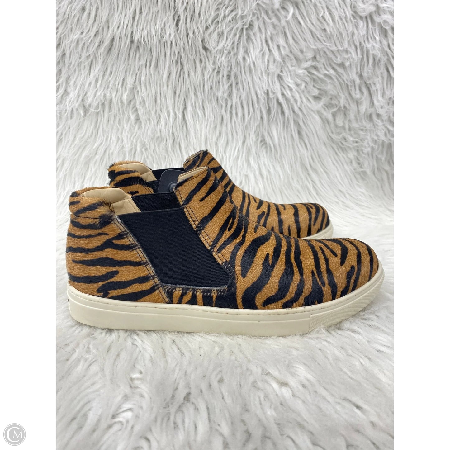 Shoes Sneakers By Coconuts In Animal Print, Size: 8