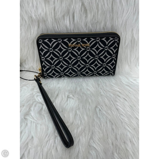 Wristlet Designer By Michael Kors, Size: Medium