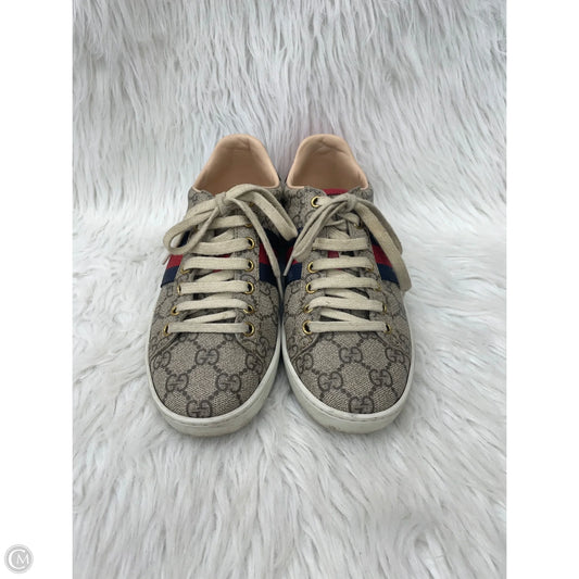 Shoes Luxury Designer By Gucci In Beige, Size: 7