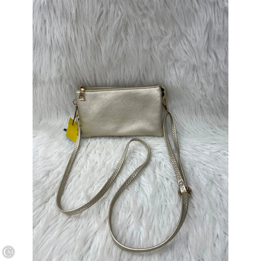 Crossbody By Clothes Mentor, Size: Medium