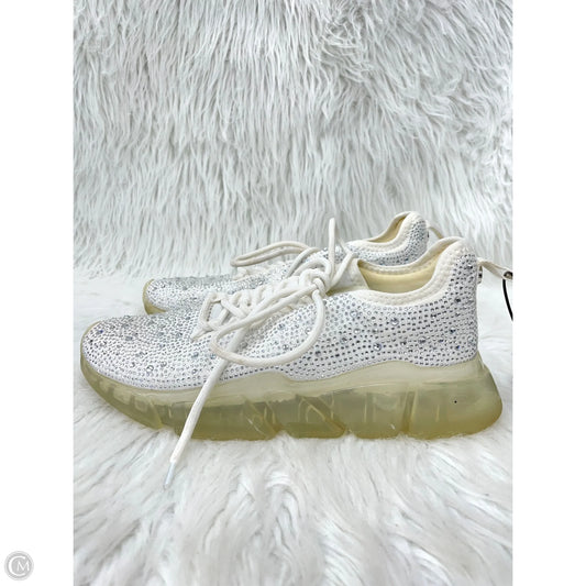 Shoes Sneakers By Steve Madden In White, Size: 7.5