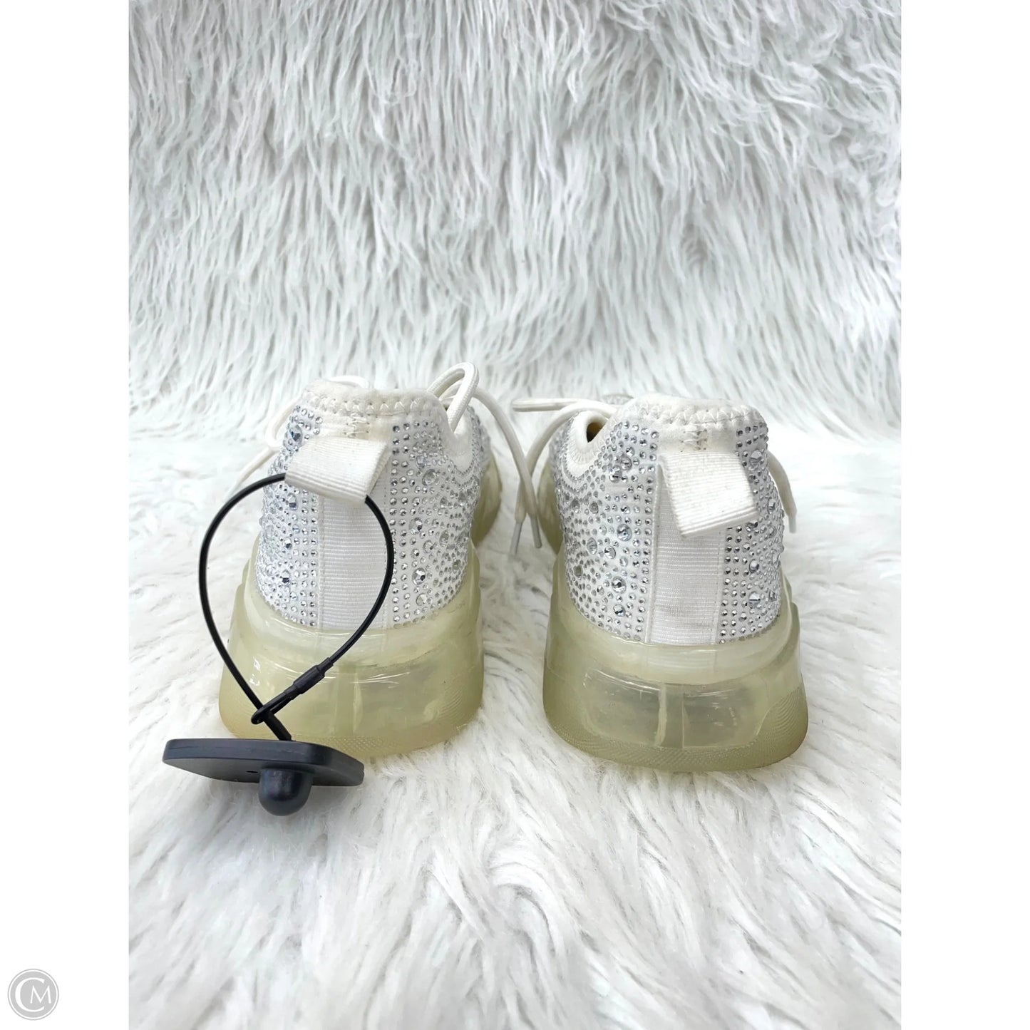 Shoes Sneakers By Steve Madden In White, Size: 7.5