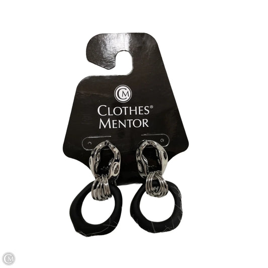Earrings Dangle/drop By Clothes Mentor