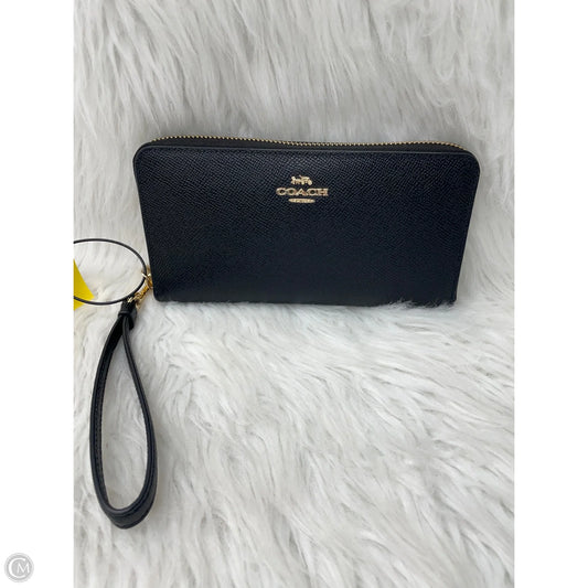 Wristlet Designer By Coach, Size: Large