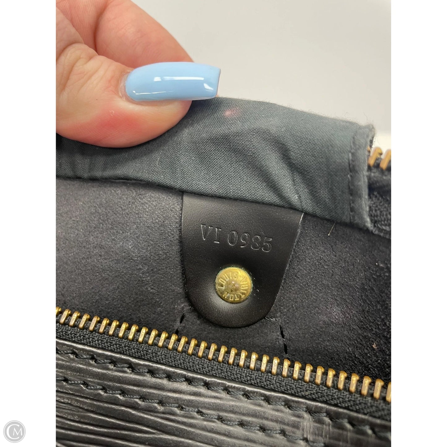 Handbag Luxury Designer By Louis Vuitton, Size: Large