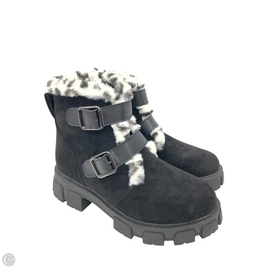 Boots Ankle Heels By Yoki In Black, Size: 10
