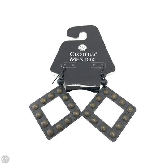 Earrings Dangle/drop By Clothes Mentor