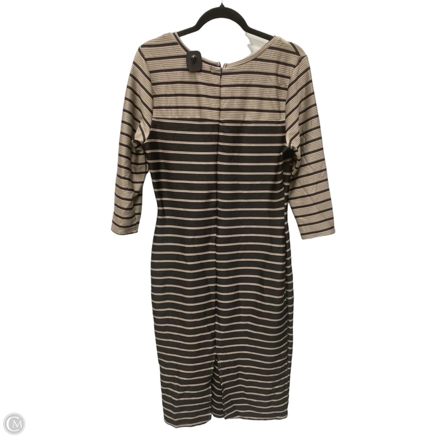 Dress Casual Short By Almost Famous In Striped Pattern, Size: L
