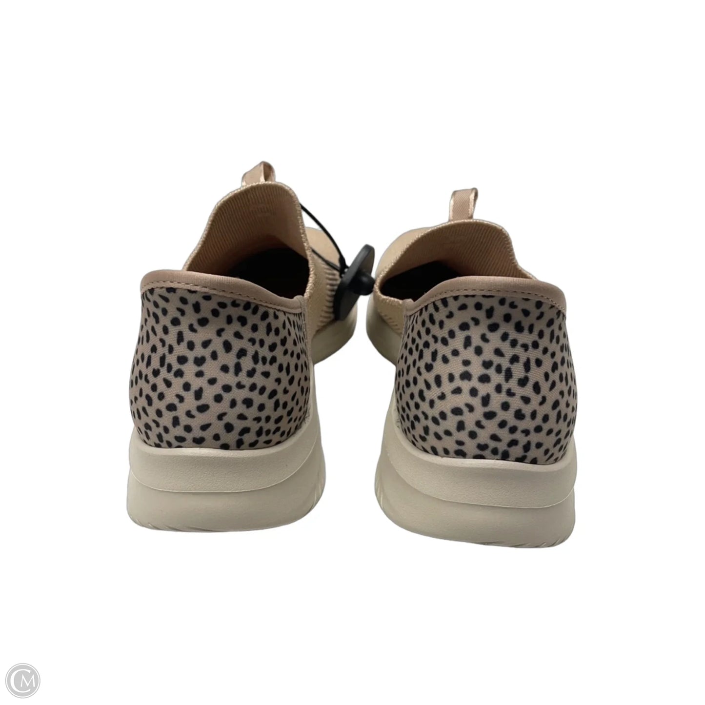 Shoes Sneakers By Skechers In Tan, Size: 6.5