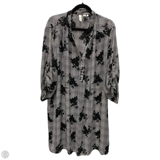 Dress Casual Short By Tacera In Black & Grey, Size: 3x