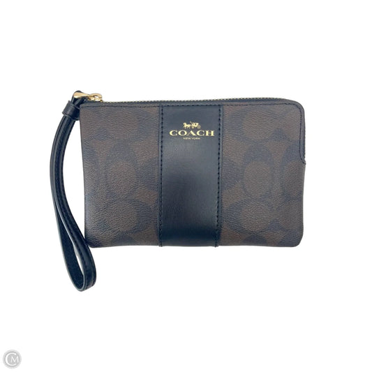 Wristlet Designer By Coach, Size: Medium