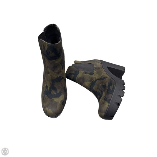 Boots Ankle Heels By Jessica Simpson In Camouflage Print, Size: 11