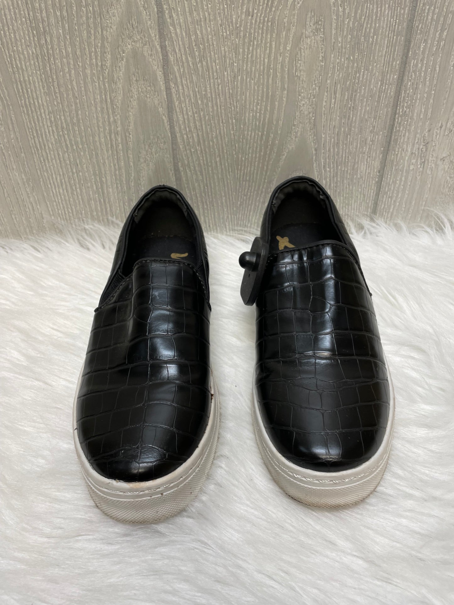 Black Shoes Sneakers Sam Edelman, Size 6.5