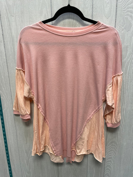 Top Short Sleeve By Urban Outfitters In Pink, Size: Xs