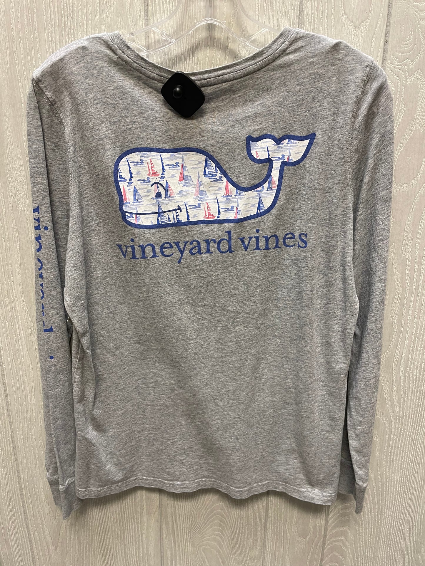 Top Long Sleeve Basic By Vineyard Vines In Grey, Size: S