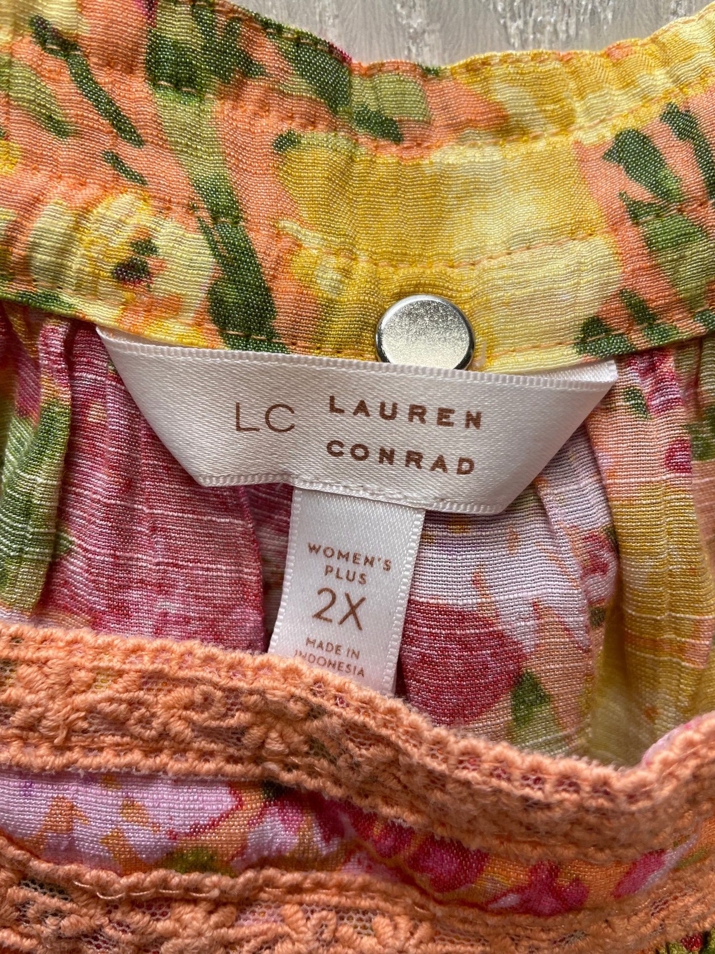 Blouse 3/4 Sleeve By Lc Lauren Conrad In Floral Print, Size: 2x