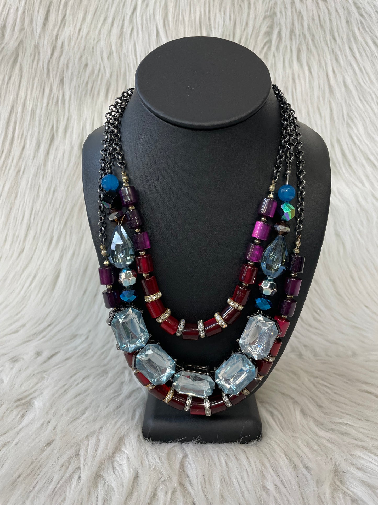 Necklace Layered By Clothes Mentor