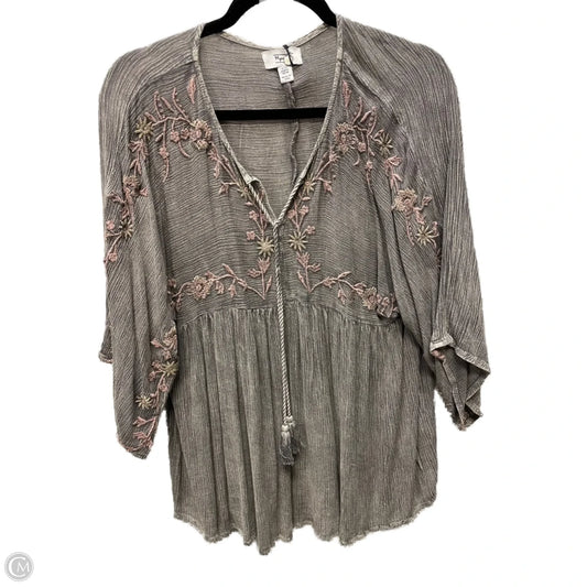 Top 3/4 Sleeve By Myra In Grey & Pink, Size: M