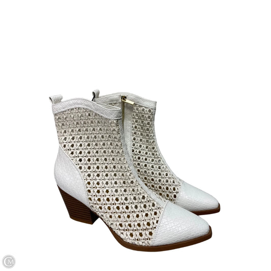 Boots Ankle Heels By Cato In Cream, Size: 10
