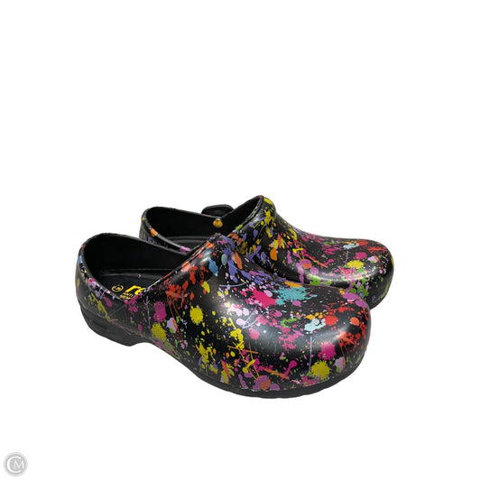 Shoes Flats By Clothes Mentor In Multi-colored, Size: 6