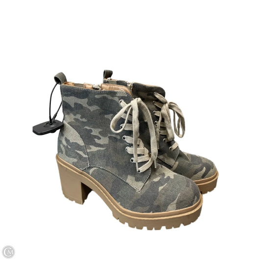 Boots Ankle Heels By Torrid In Camouflage Print, Size: 9