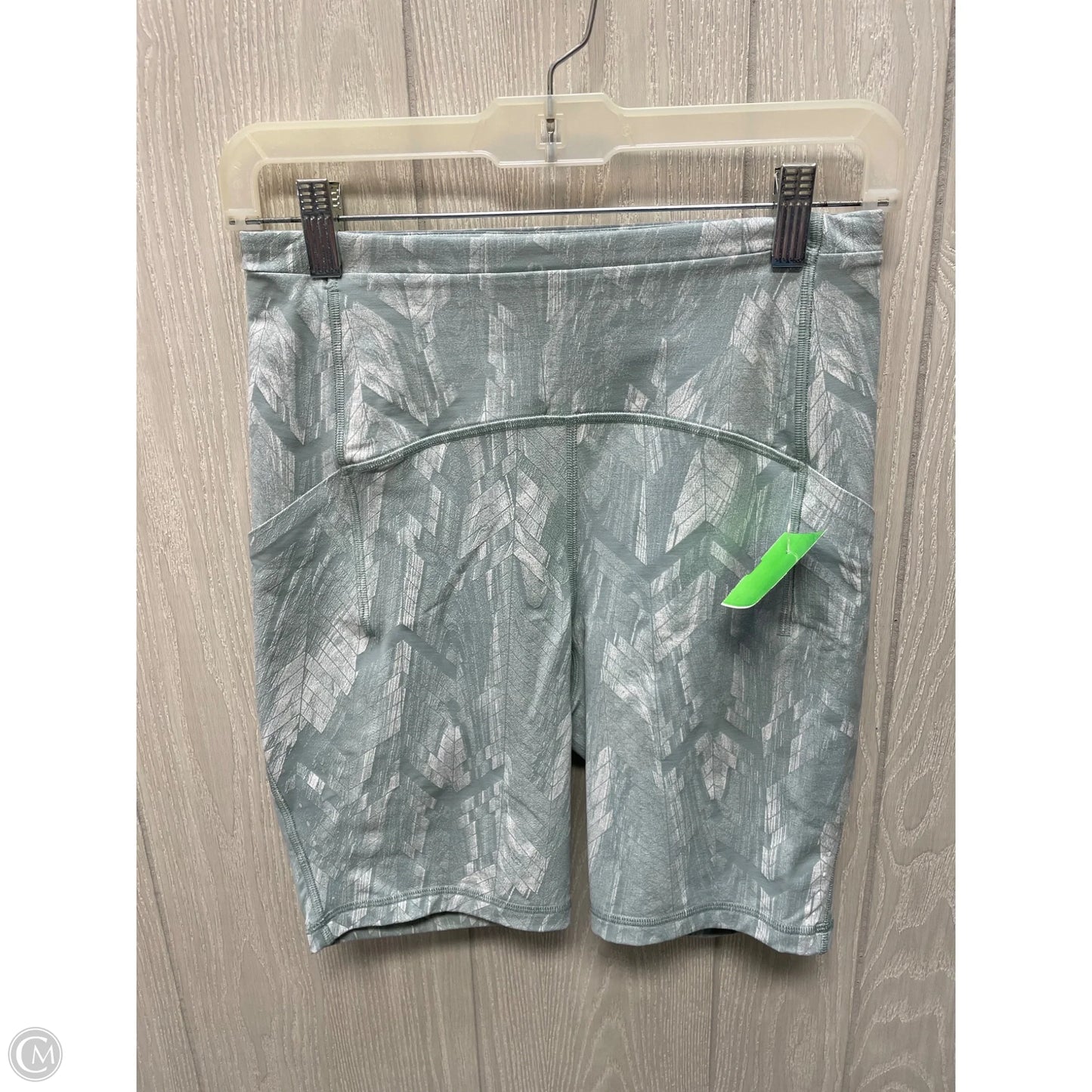 Athletic Shorts By Lululemon In Green & White, Size: S