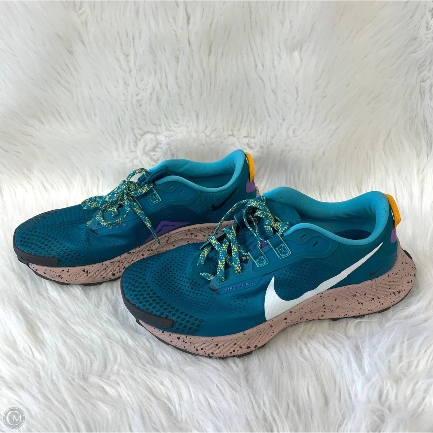 Shoes Athletic By Nike In Teal, Size: 8.5